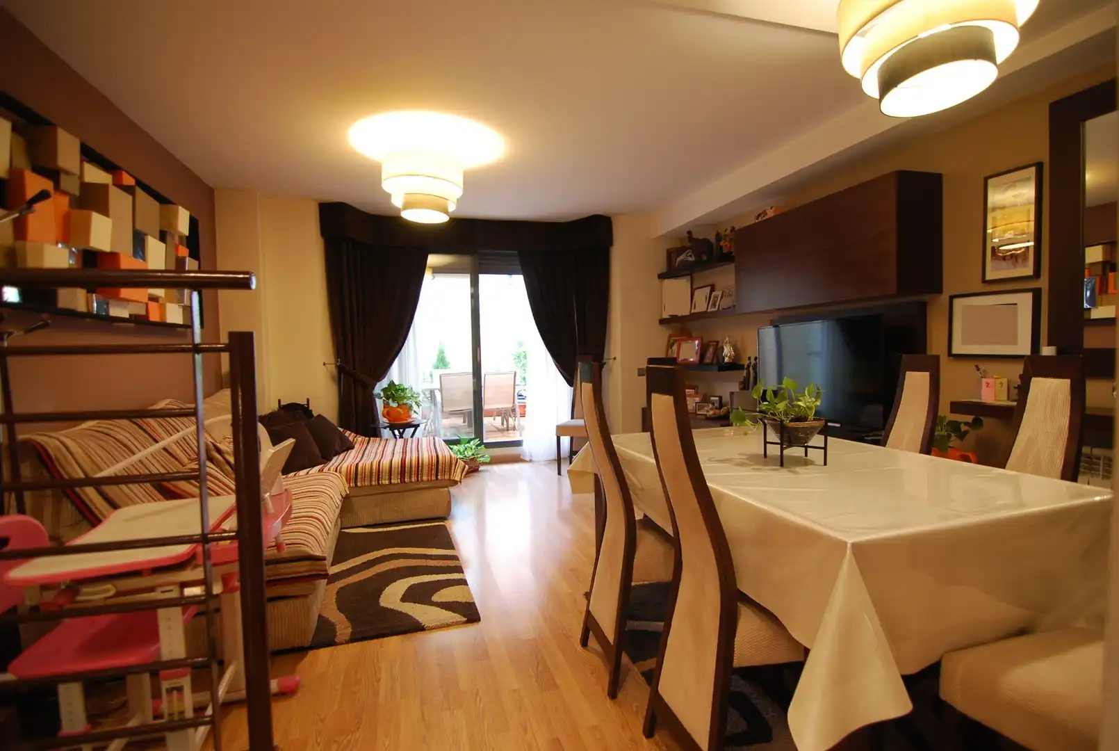 Sala d'estar de Casa o xalet en venda en San Martín de la Vega, Madrid