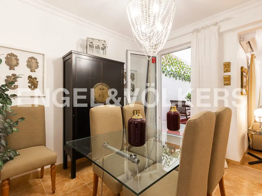 Dining room of Flat for rent in Valencia  with Air Conditioner, Heating and Terrace