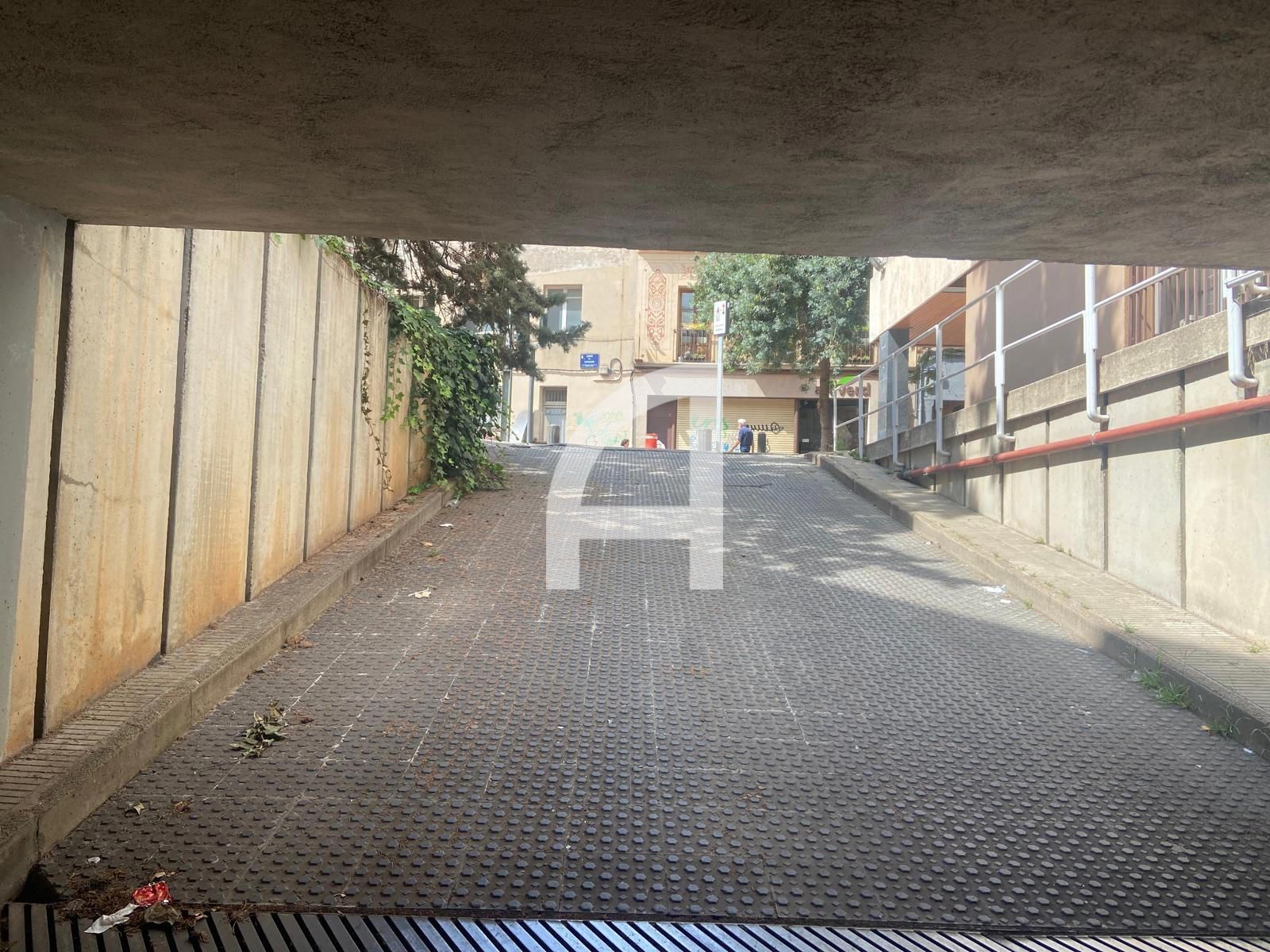 Aparcament de Garatge en venda en Terrassa