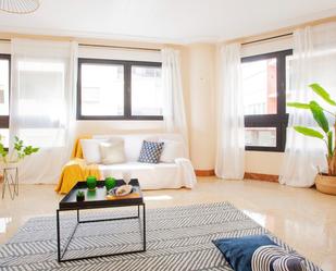 Living room of Office to rent in Alicante / Alacant  with Air Conditioner and Heating