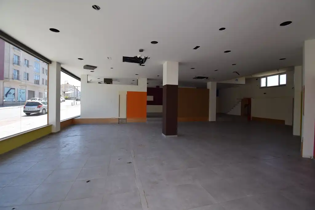 Business premises to rent in Rúa Raxel 16, imagen 6