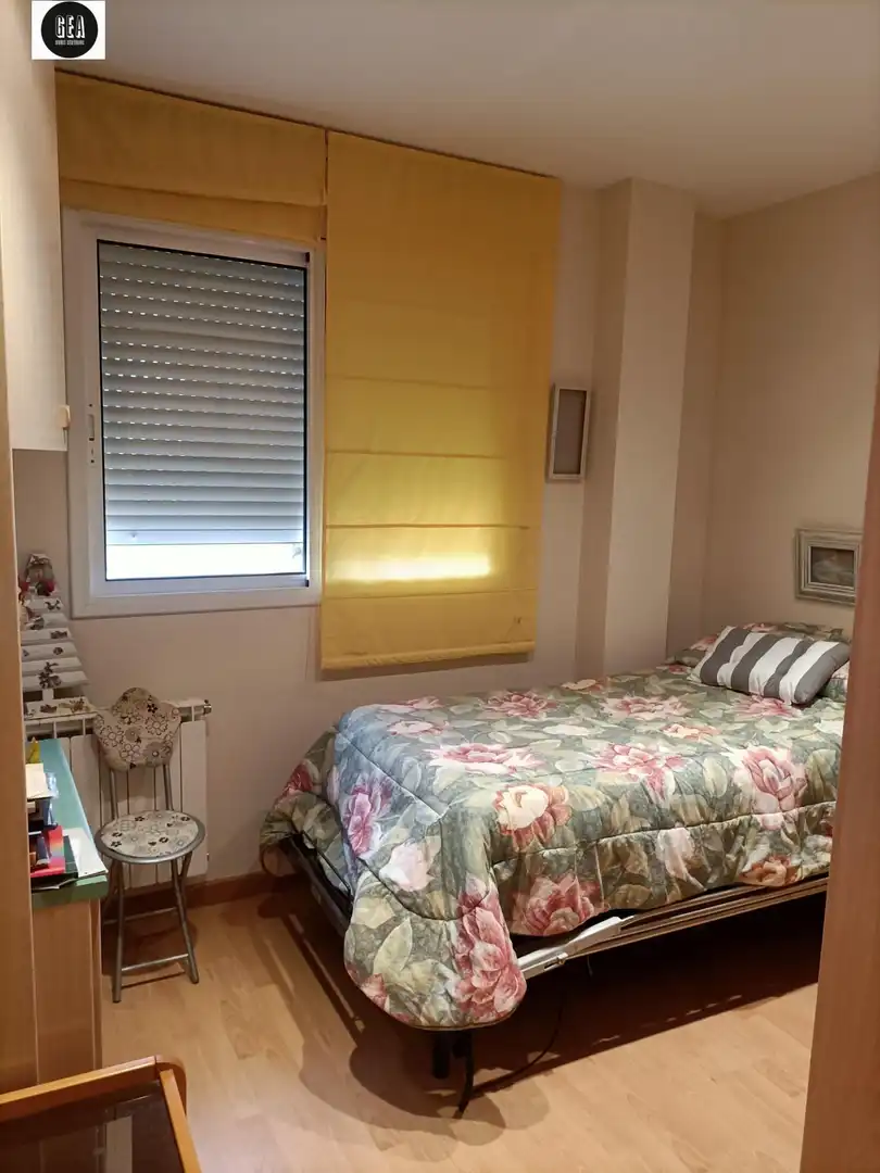 Habitación de Casa o chalet en venta en Vilanova de Segrià con Aire acondicionado, Calefacción y Jardín privado