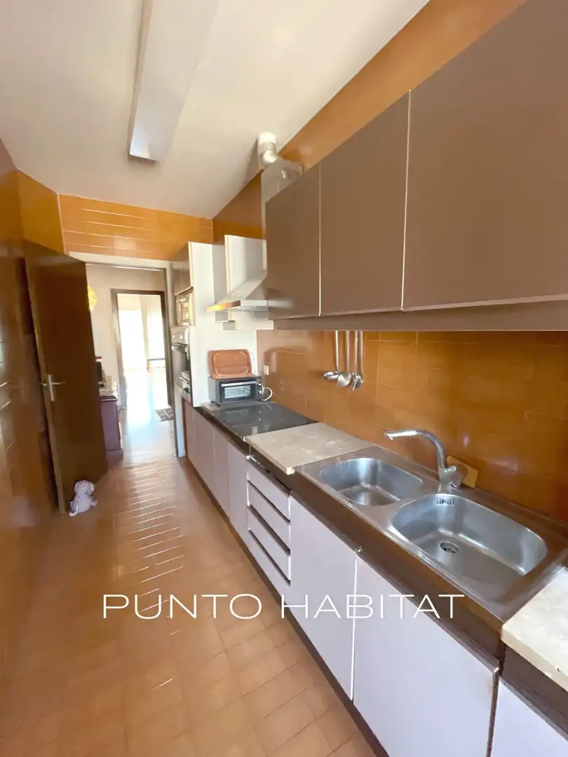 Wohnung zur Miete in Avenida Avinguda República Argentina, El Putget i el Farró