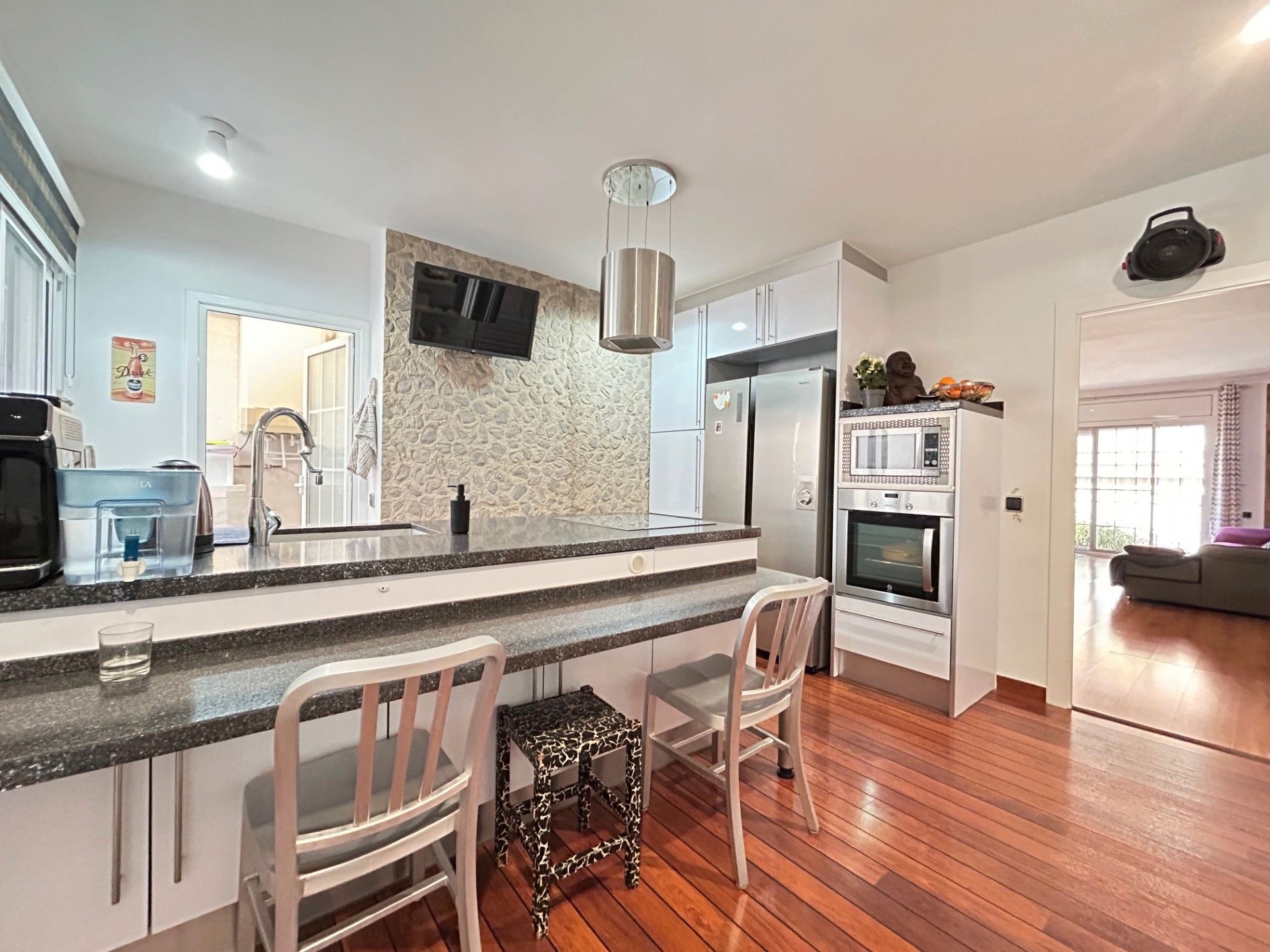 Dúplex en venta en Carrer de Mossèn Jacint Verdaguer, Vinyets - Molí Vell