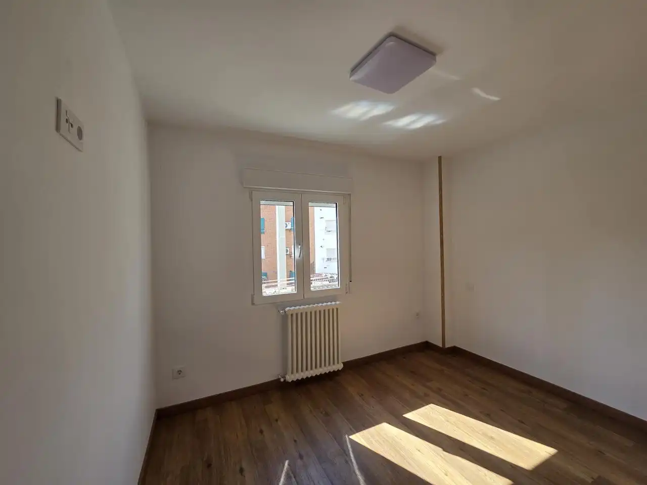 Flat for rent in Calle de San Jaime, Casco Histórico de Vallecas