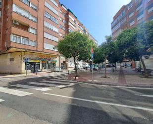 Vista exterior de Pis en venda en Valladolid Capital amb Aire condicionat