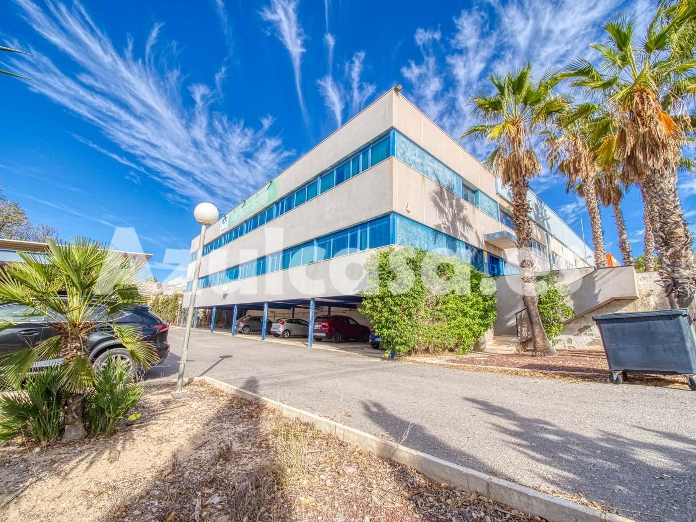Exterior view of Industrial buildings for sale in Elche / Elx