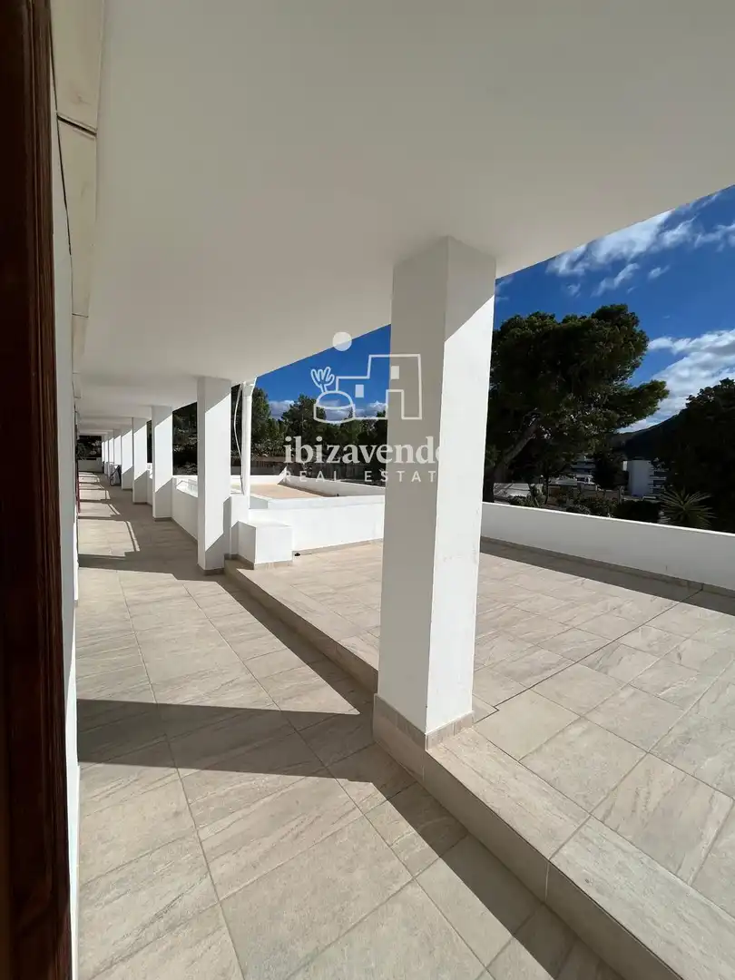 Vista exterior de Piso de alquiler en Sant Joan de Labritja con Piscina, Amueblado y Piscina comunitaria