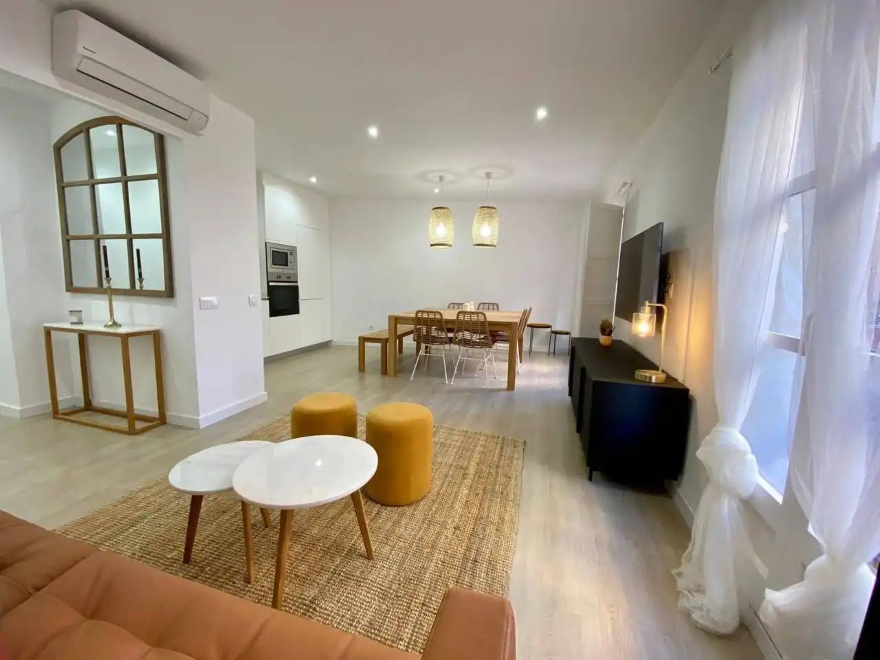 Wohnung zur Miete in Calle Mare de Déu de la Mercè, Part Alta