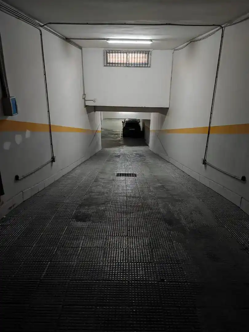 Parkplatz von Garage zur Miete in Vigo 