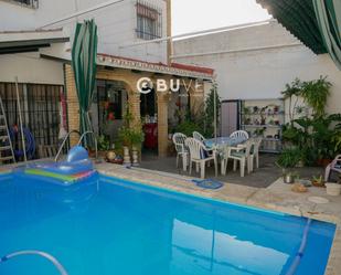 Swimming pool of House or chalet for sale in Tomares  with Air Conditioner, Heating and Private garden