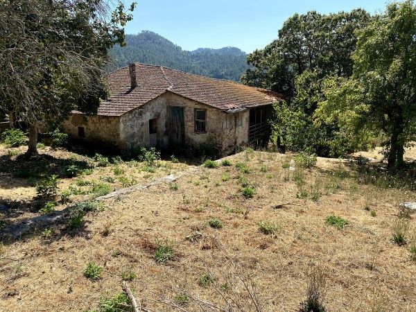 Casa o xalet en venda en A Arnoia amb Jardí privat, Terrassa i Traster