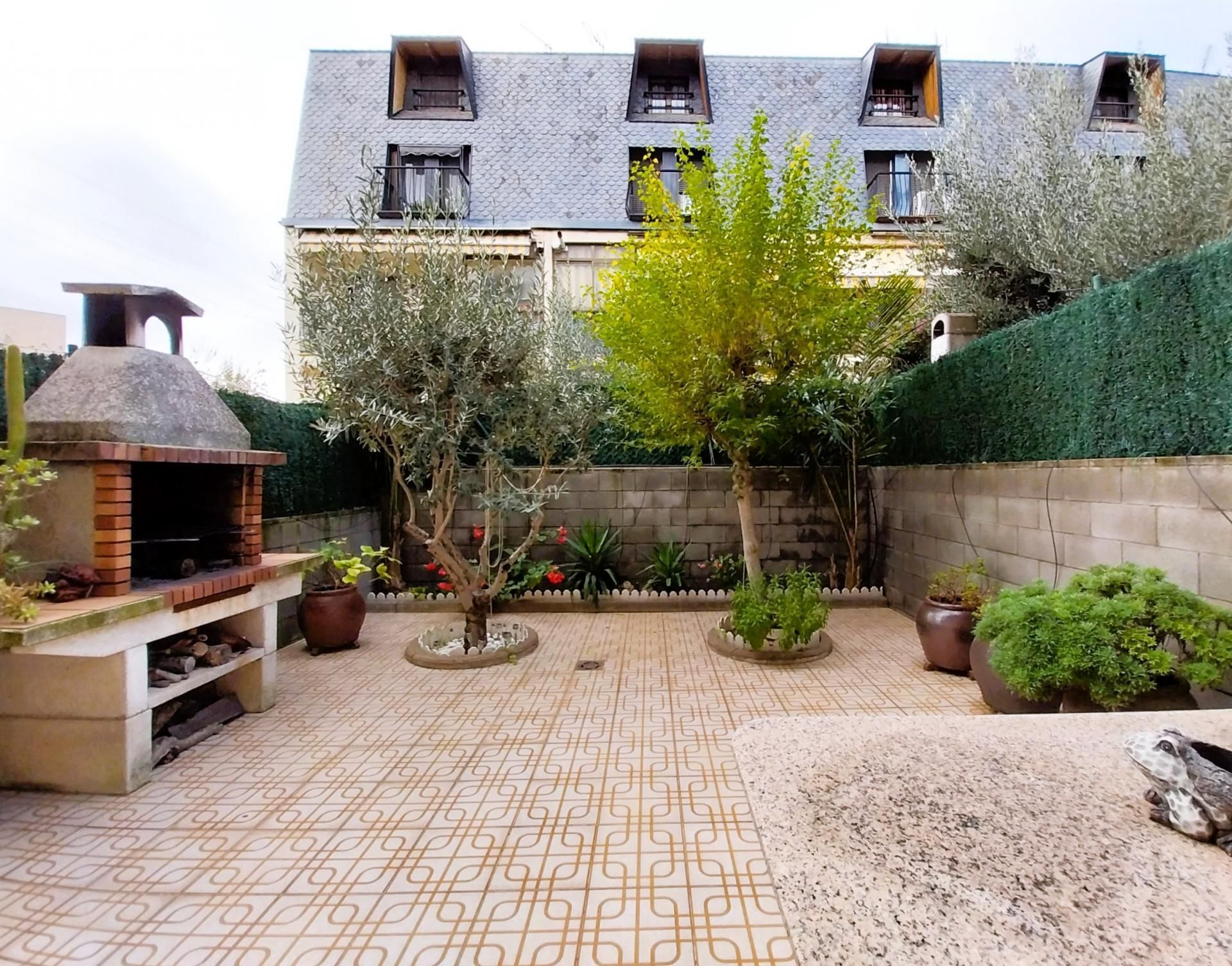 Single-family semi-detached for sale in Les Arenes - La Grípia  Can Montllor