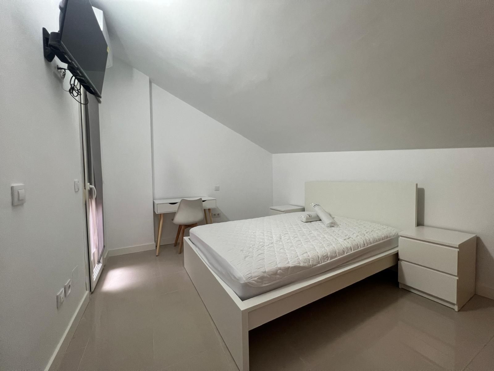 Bedroom of Flat to share in Illescas  with Air Conditioner and Heating