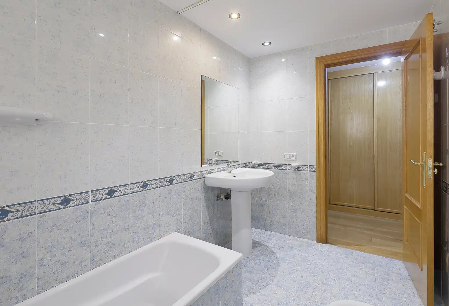 Bathroom of Flat for sale in Centro