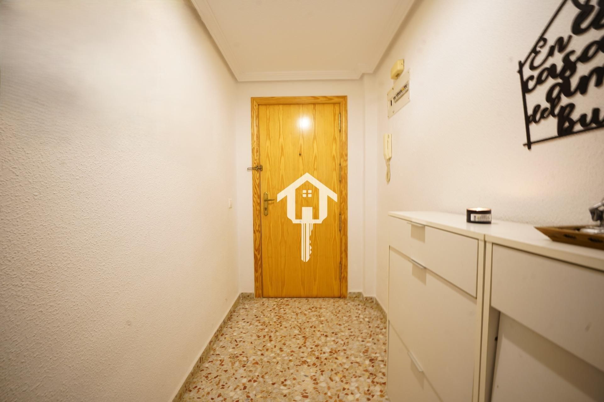 Flat for sale in Alicante / Alacant  with Air Conditioner, Terrace and Balcony
