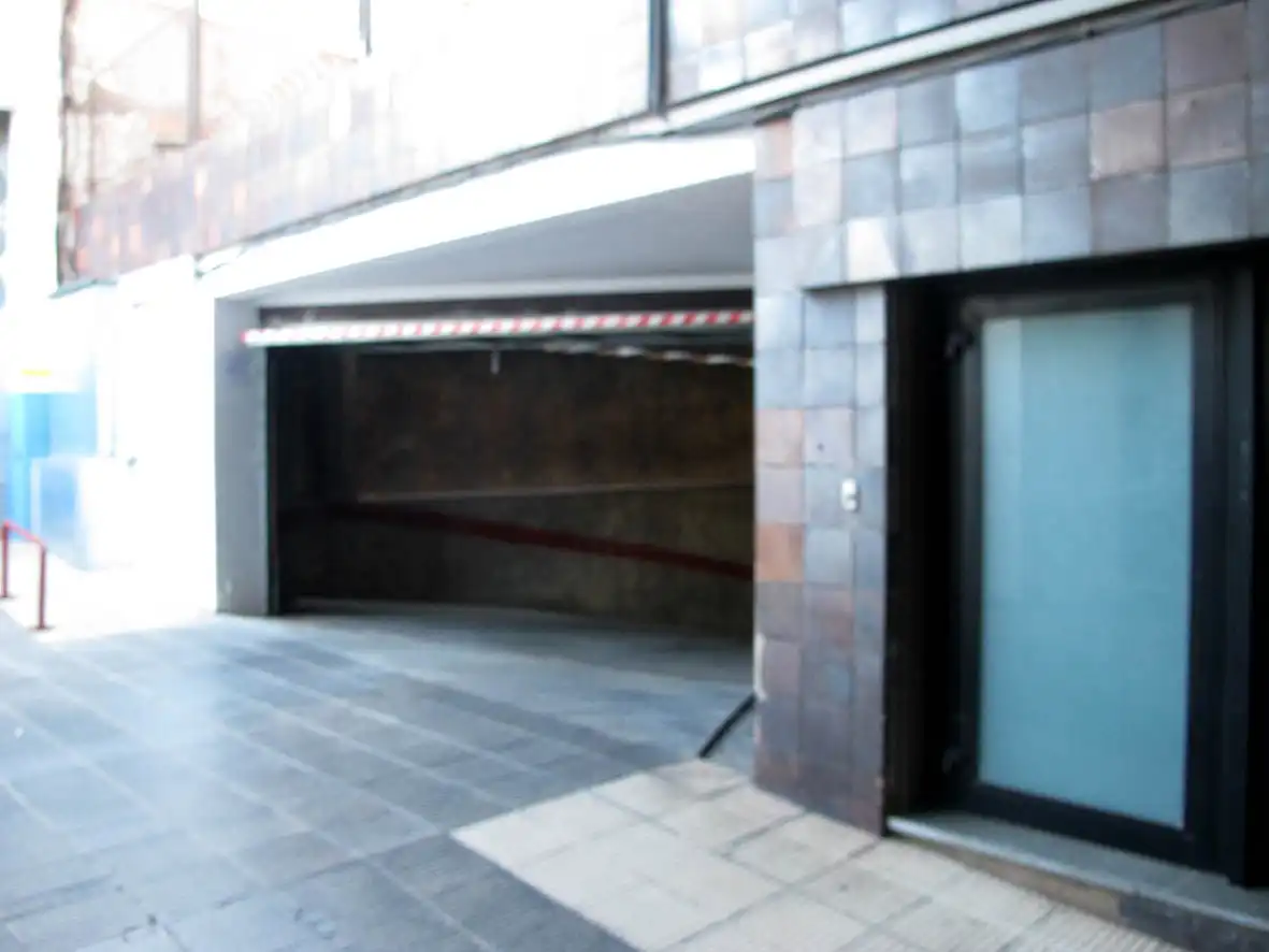 Parking for sale in CREU, imagen 2