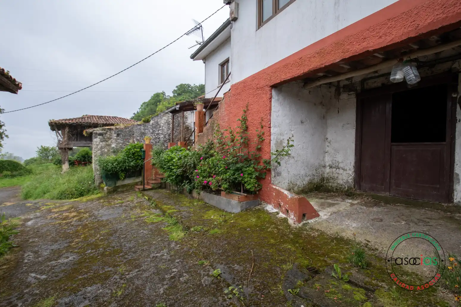 Vista exterior de Casa adosada en venda en Villaviciosa amb Calefacció