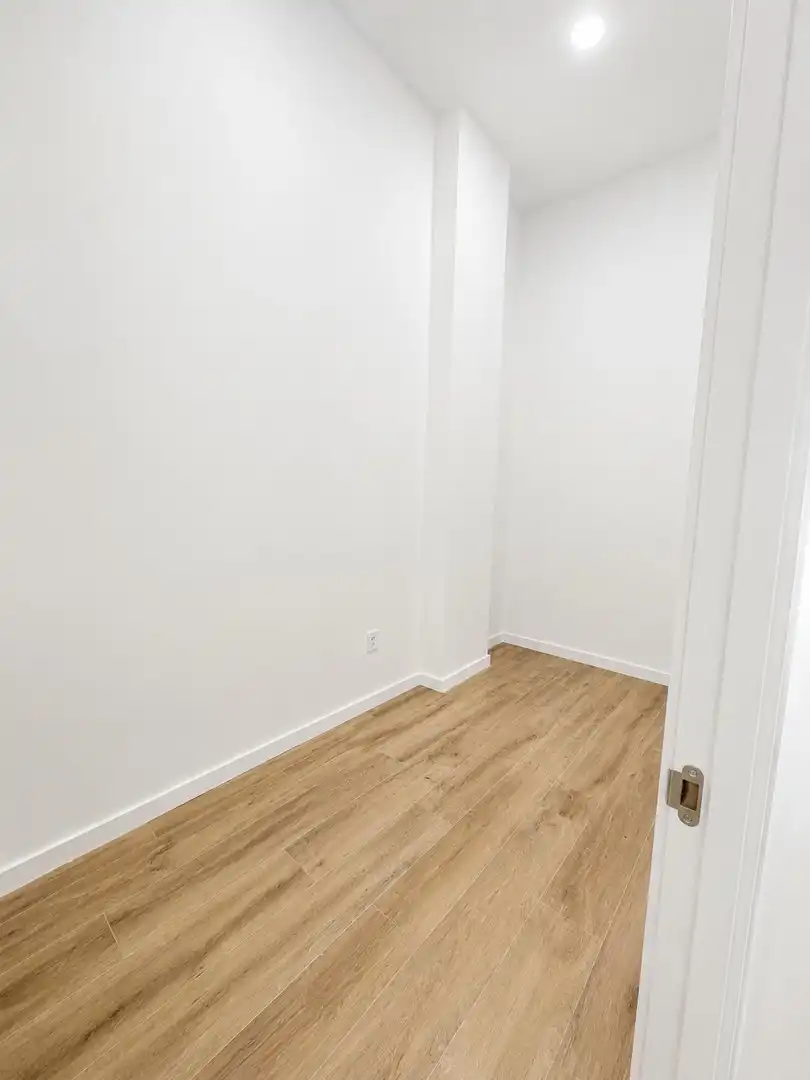 Flat for sale in Moncada  with Air Conditioner and Terrace