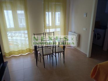 Apartment with lift to rent in Centro
