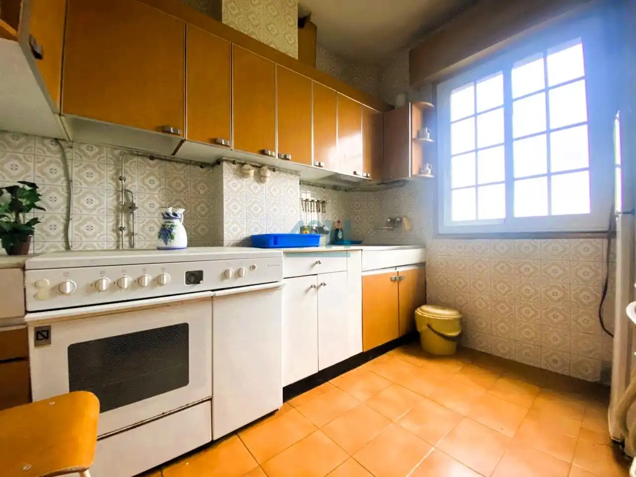 Küche von Haus oder Chalet zum Verkauf in Ourense Capital  mit Heizung, Privatgarten und Abstellraum
