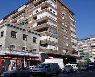 Vista exterior de Oficina de lloguer en  Madrid Capital amb Aire condicionat i Terrassa