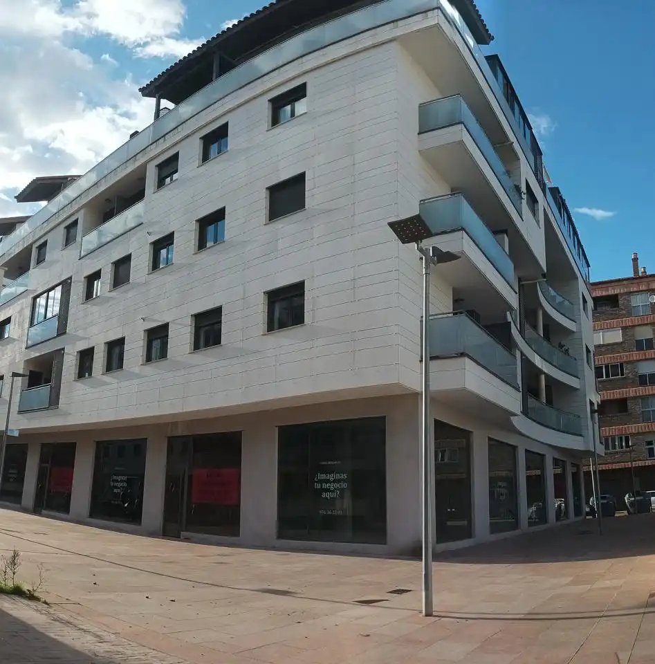 Local comercial en venda a Arquitecto Medarde, imagen 4