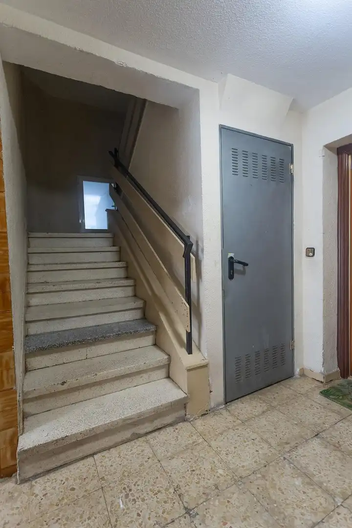 Wohnung zum Verkauf in Alcalá de Henares mit Klimaanlage, Heizung und Terrasse