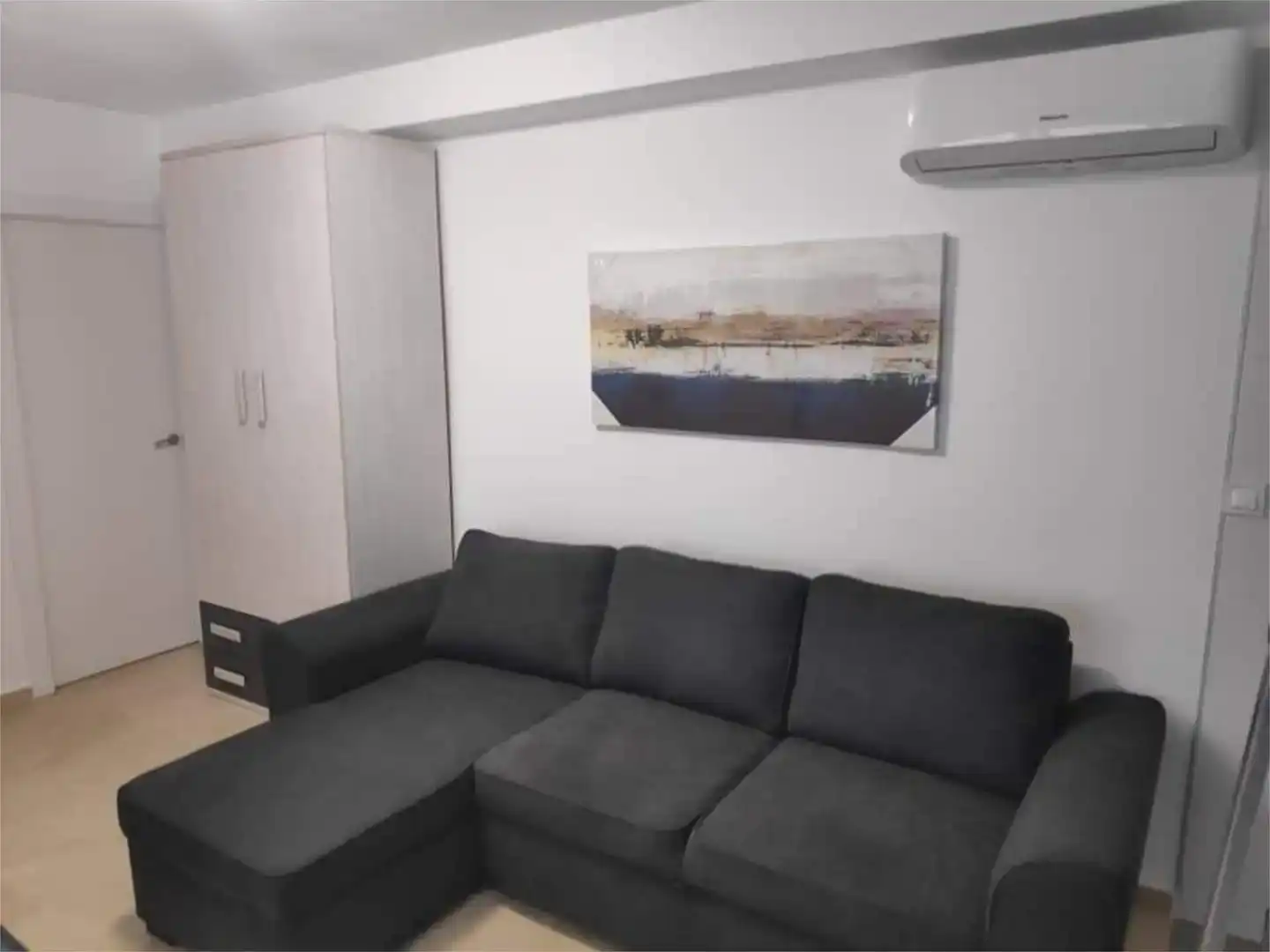 Sala d'estar de Estudi en venda en  Córdoba Capital amb Aire condicionat