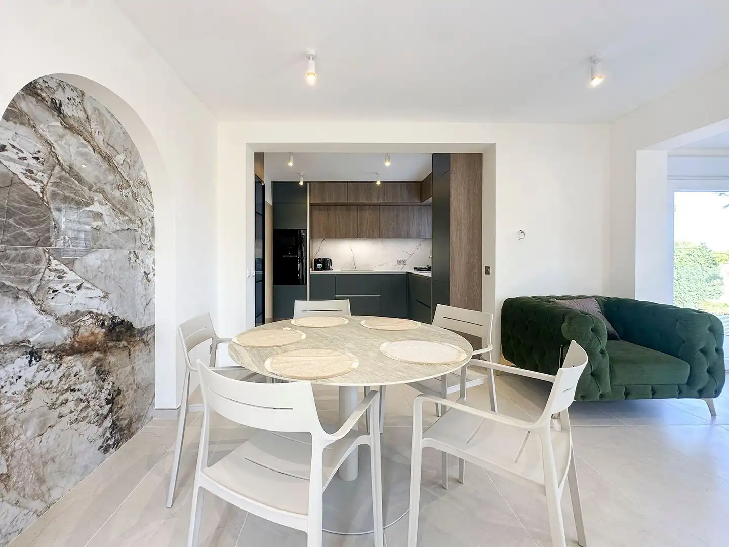 Menjador de Casa o xalet en venda en Calpe / Calp amb Aire condicionat, Calefacció i Jardí privat