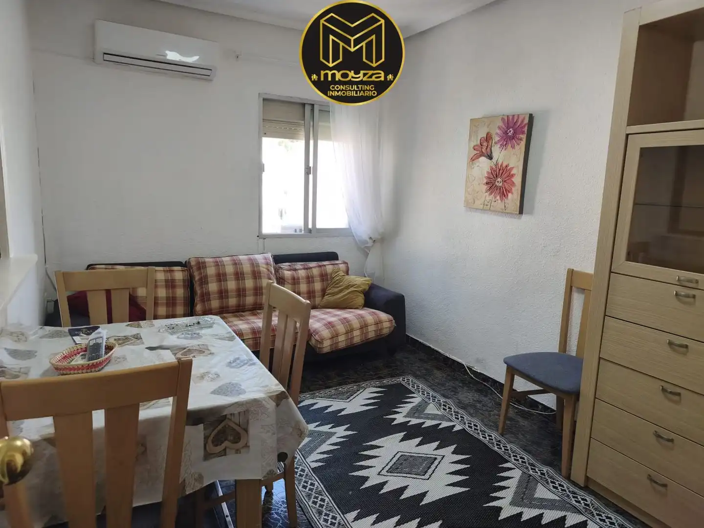 Sala de estar de Piso en venta en Jaén con Aire acondicionado, Calefacción y Balcón
