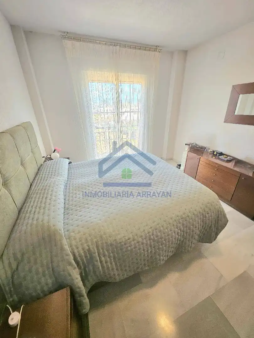 Habitación de Casa o chalet en venta en Ogíjares con Aire acondicionado, Calefacción y Jardín privado