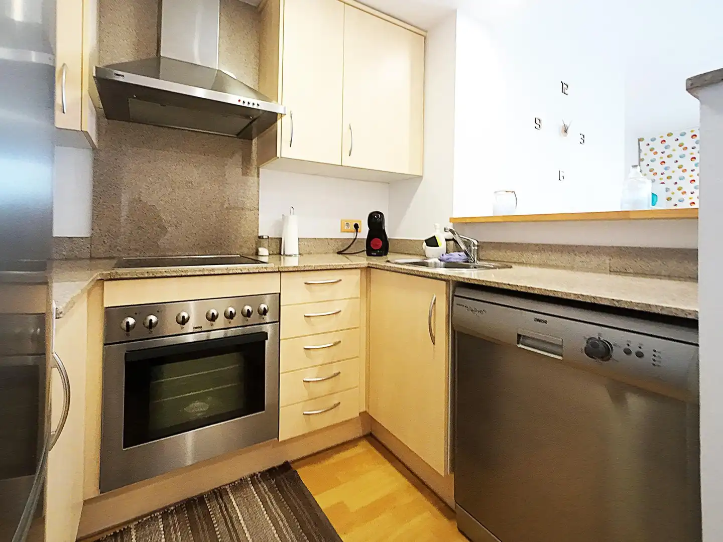 Cocina de Apartamento en venta en Roses con Calefacción, Terraza y Piscina comunitaria