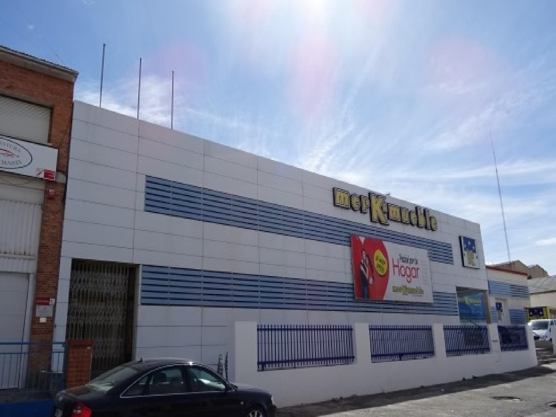Vista exterior de Nave industrial en venta en Segovia Capital