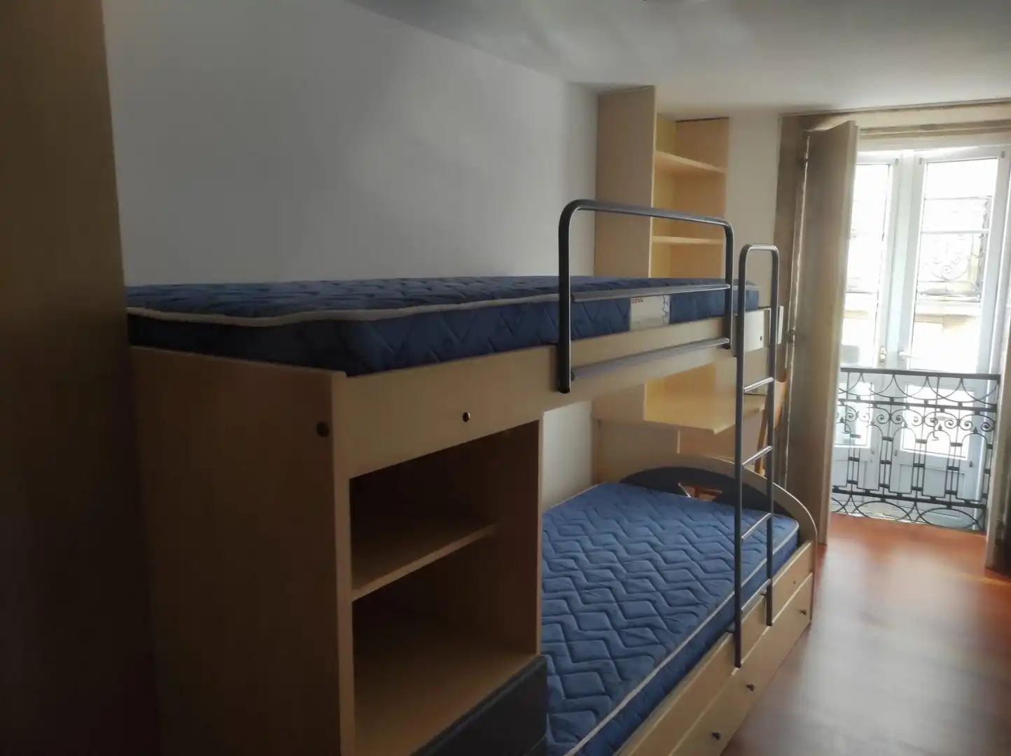 Habitación de Casa o chalet en venta en Santiago de Compostela  con Calefacción