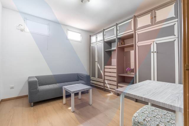 Piso en Venta en Calle de Atocha en Cortes - Huertas