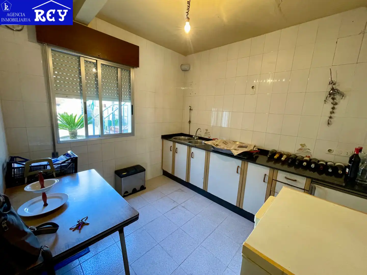 Kitchen of Detached homes for sale in Santiago de Compostela   with Private garden