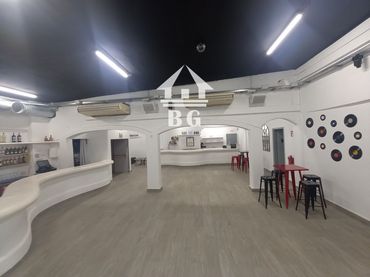 Local comercial de lloguer a HIPOLIT LAZARO