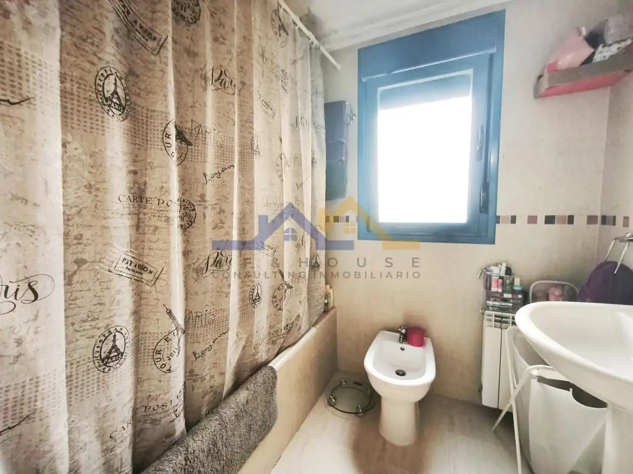 Baño de Piso en venta en Seseña con Aire acondicionado, Calefacción y Parquet
