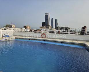 Piscina de Apartament de lloguer en  Madrid Capital amb Aire condicionat, Calefacció i Parquet