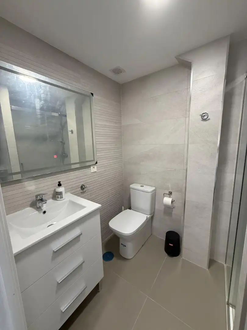 Room in Calle MORAIMA, 6, Suárez