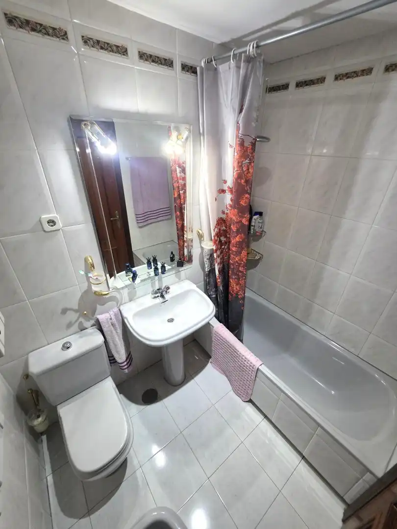 Bathroom of Detached homes for sale in Valdemoro  with Air Conditioner, Heating and Terrace
