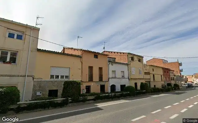 Vista exterior de Casa adosada en venda en Bell-lloc d'Urgell