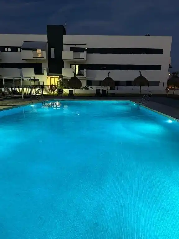 Swimming pool of Flat for rent in Vélez-Málaga  with Air Conditioner, Private garden and Furnished