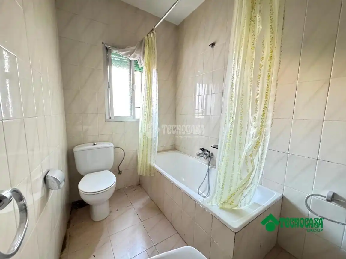 Bathroom of Houses for sale in Alcabón