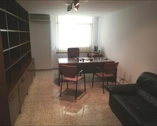 Office to rent in  Lleida Capital  with Air Conditioner