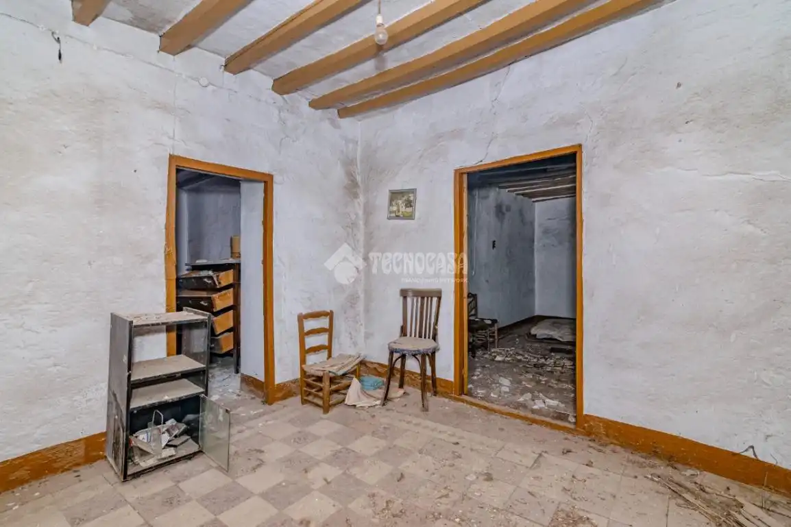 Casa aparellada amb balcó en venda a Loja, imagen 13