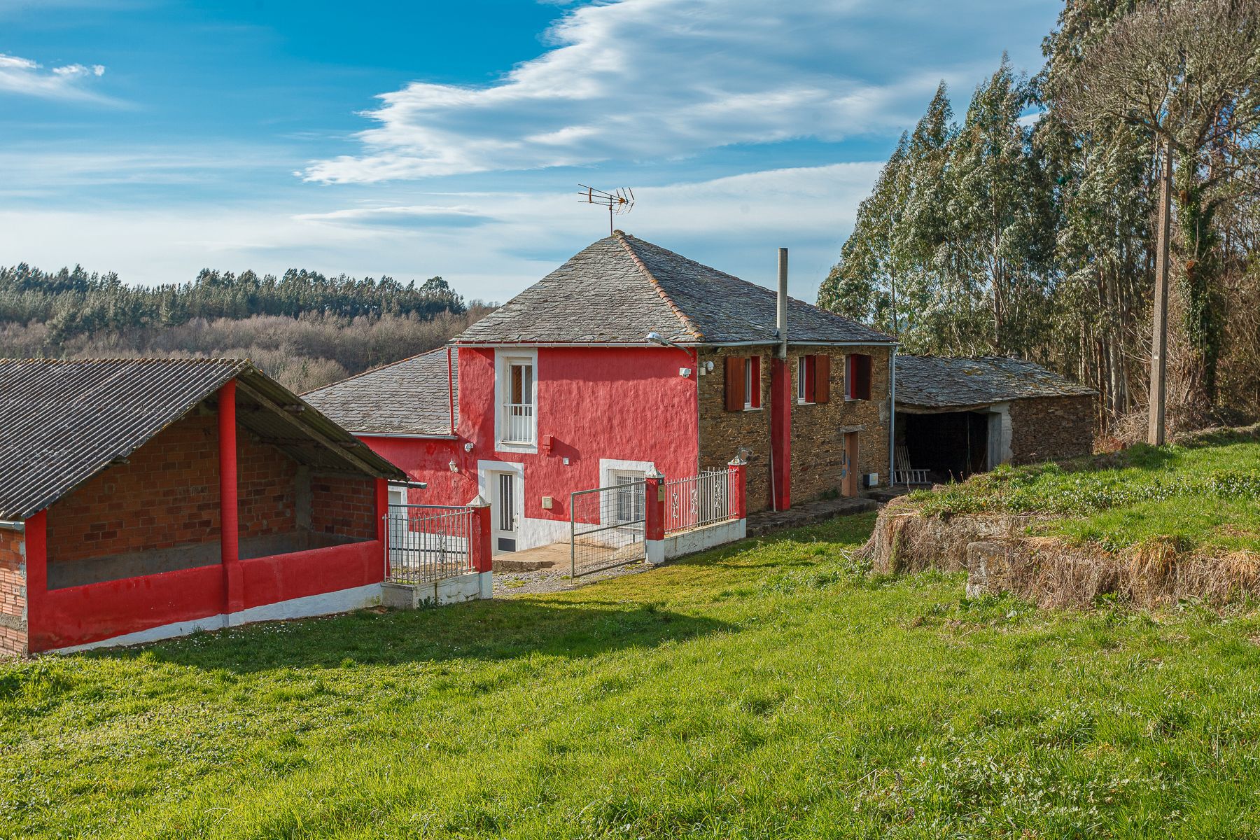 Exterior view of Country house for sale in Pol  with Furnished