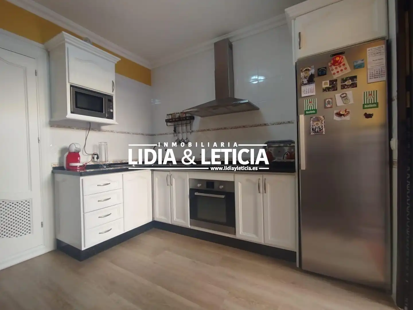 Cuina de Casa o xalet en venda en Alcalá de Guadaira amb Aire condicionat i Traster