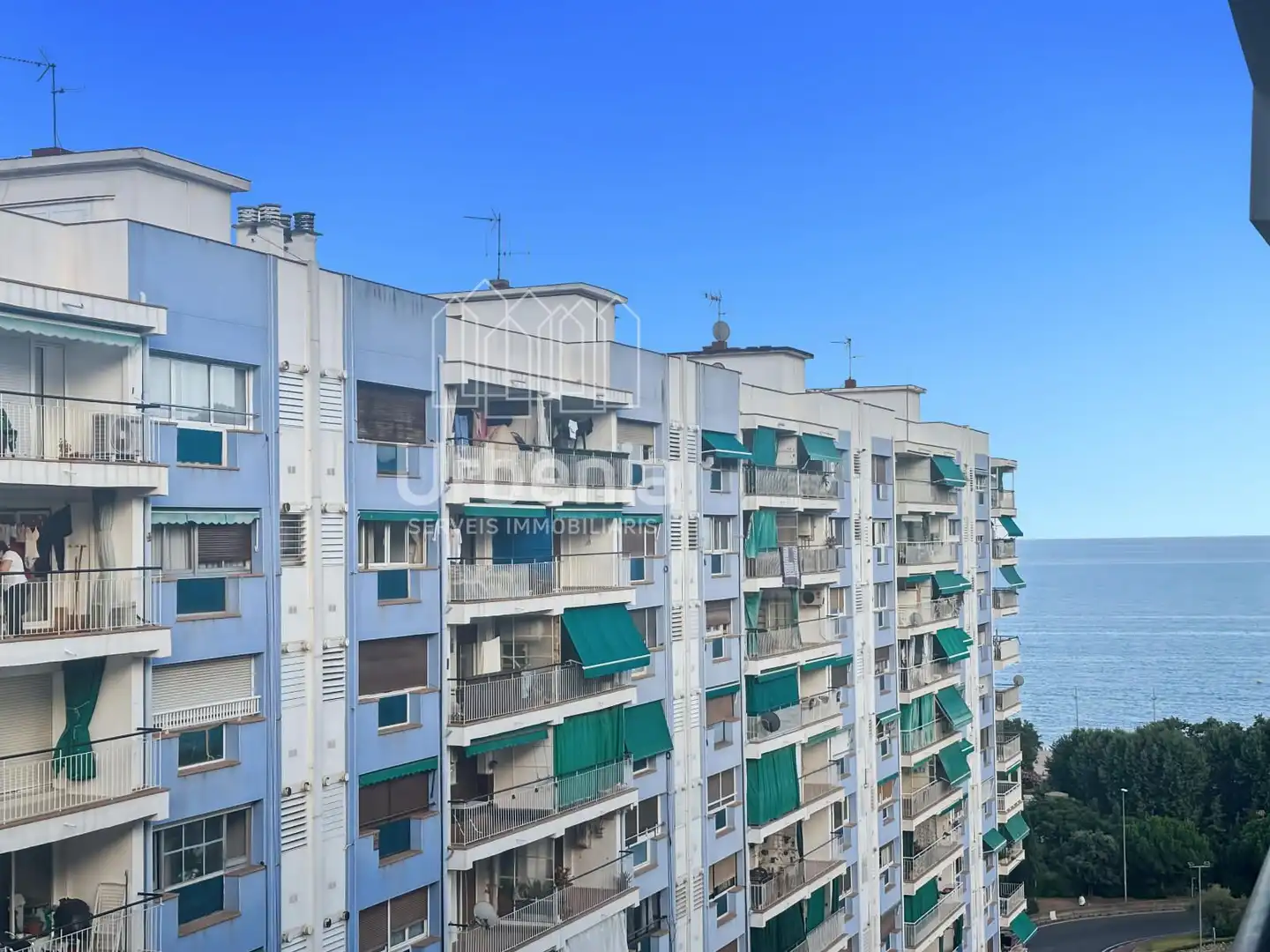 Außenansicht von Wohnung zum Verkauf in Calella mit Terrasse